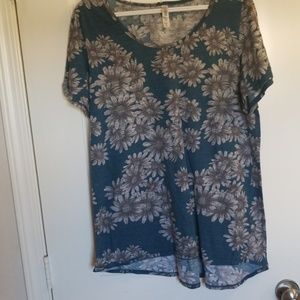 Lularoe Classic Tee
